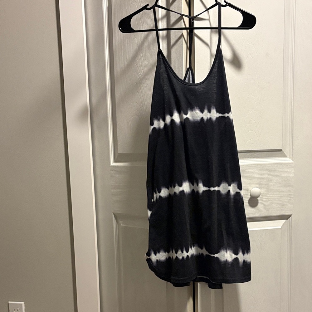 SHEIN Black and White Backless Dress